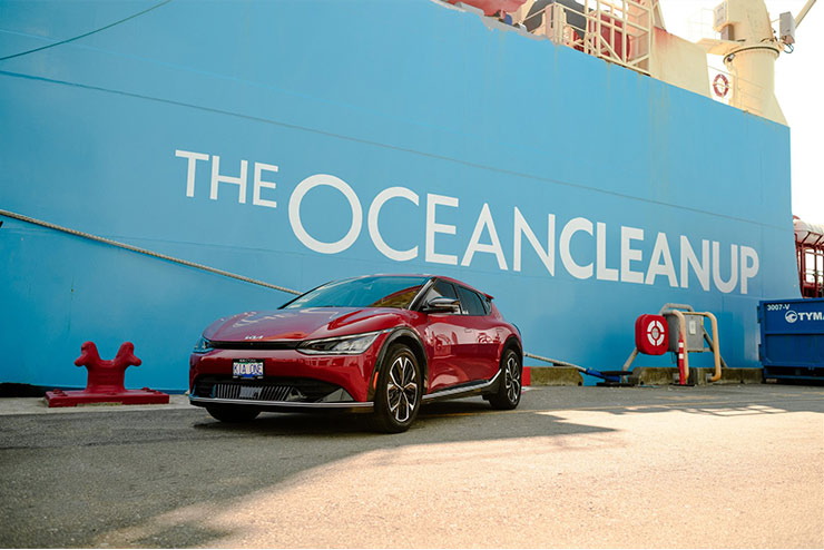 banner-kia-e-the-ocean-cleanup-recuperam-55-toneladas-de-plastico-ocea%cc%82nico-para-futuros-modelos-eletricos2